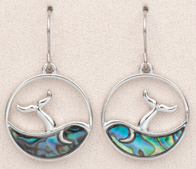 Earring AB Majestic Whale Tail